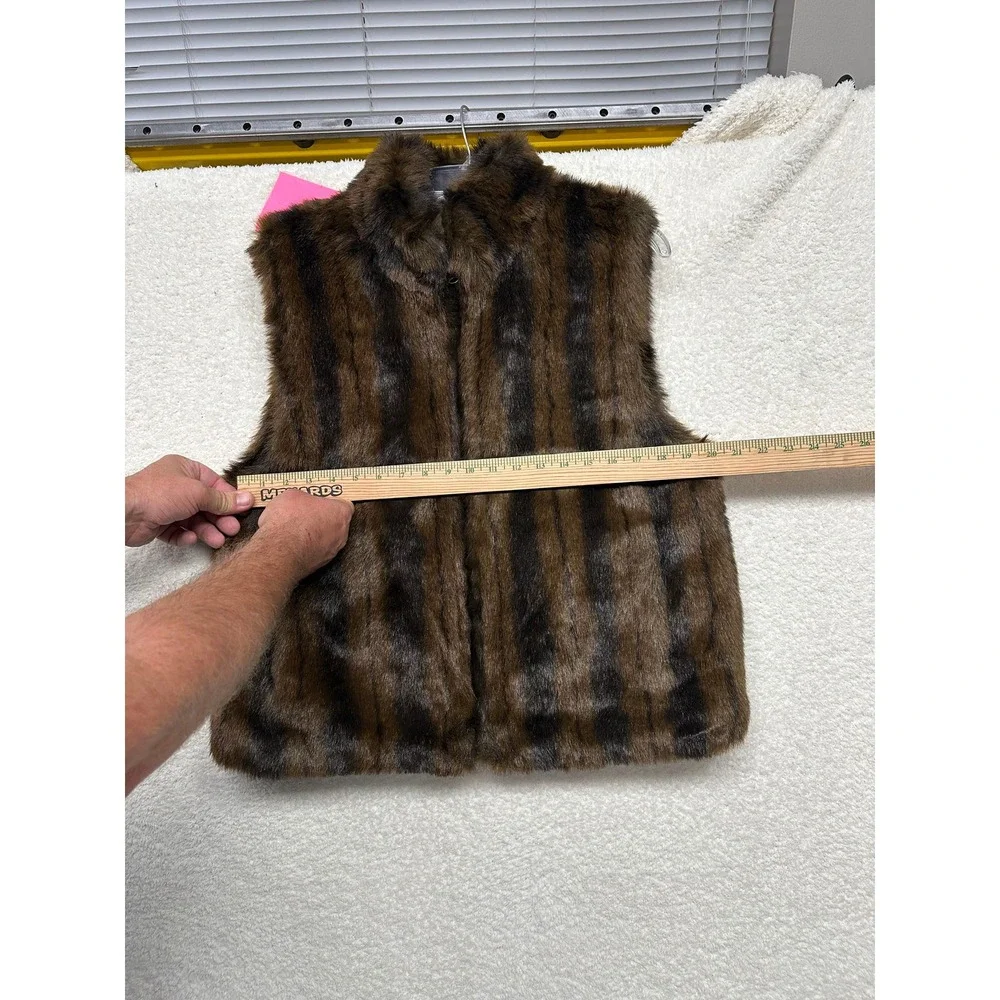 Womens Faux Fur Vest Brown Black Striped Zip Front Stand Collar Plush Lined